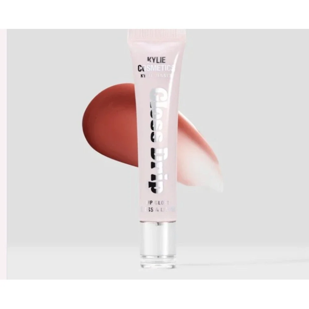 Kylie Cosmetics **brand new